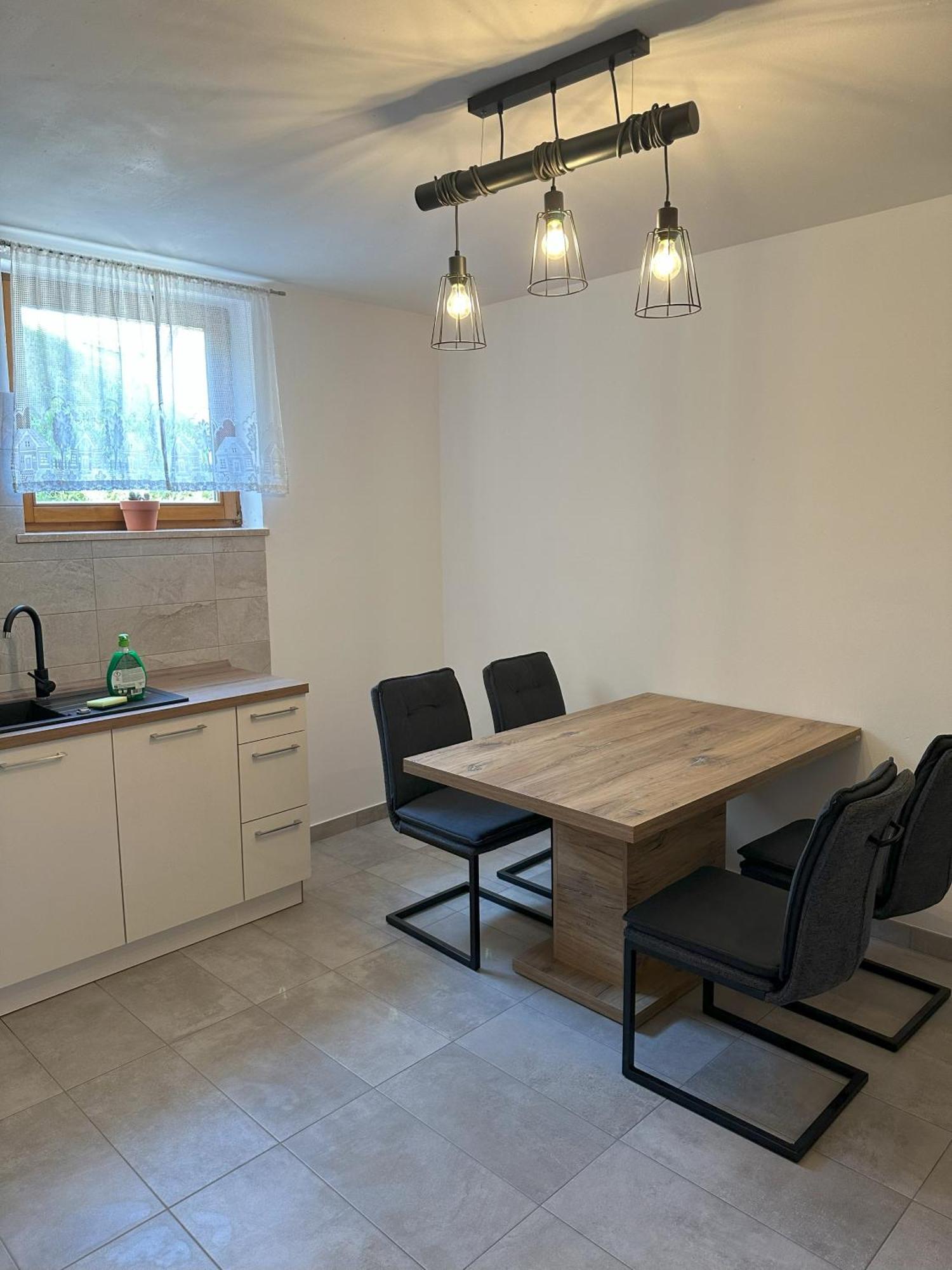 Apartma Anze Samec Dobravlje 외부 사진